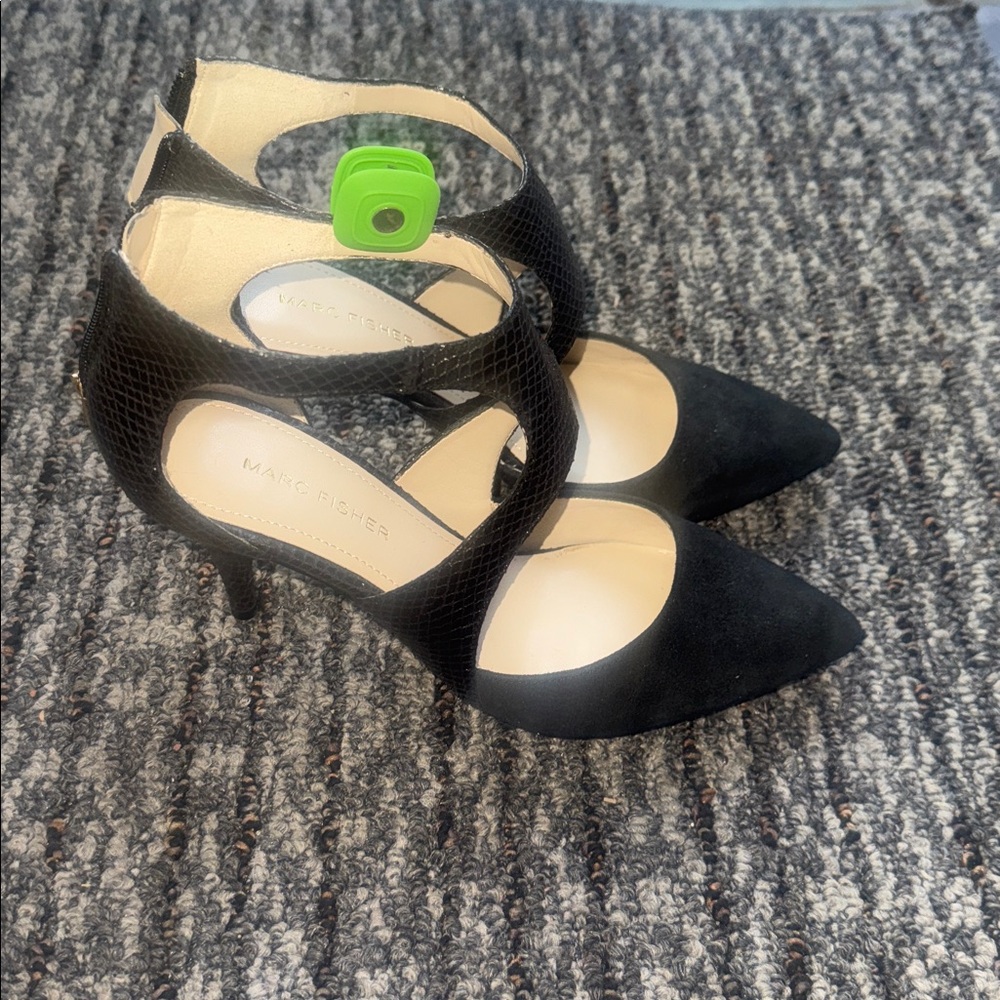 Marc Fisher Black Pointed-Toe Strappy Cutout Heels - Picture 2 of 4